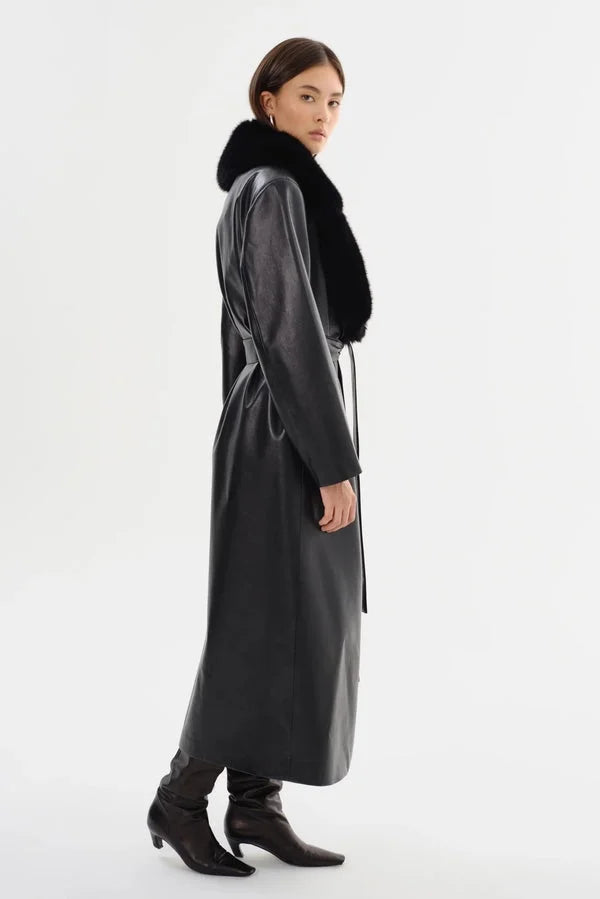 Lamarque  - Sarita Coat | Black