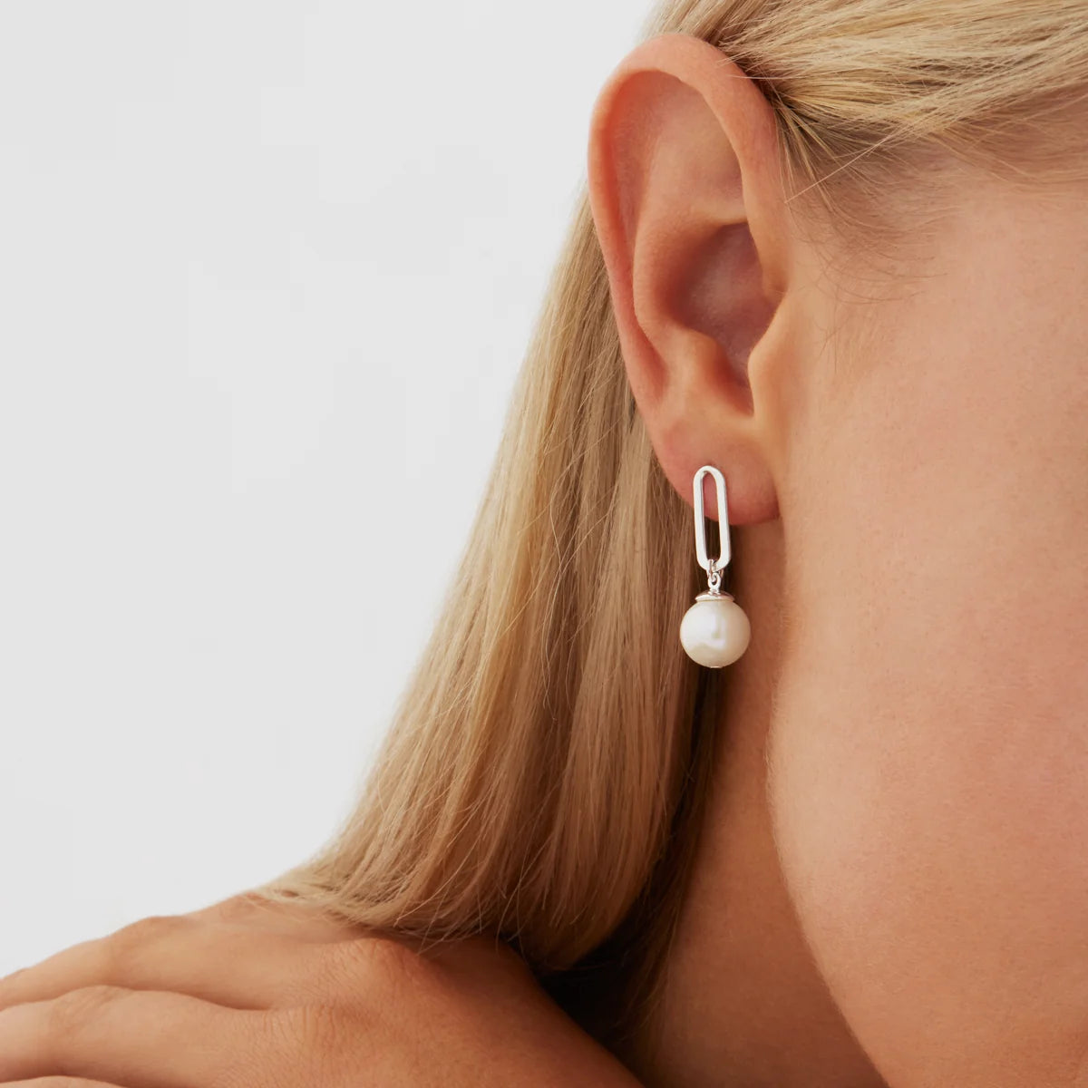Najo -  Enchantress Pearl Drop Earrings