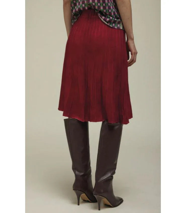 Jei’s - Wool Skirt | Magenta - Torso
