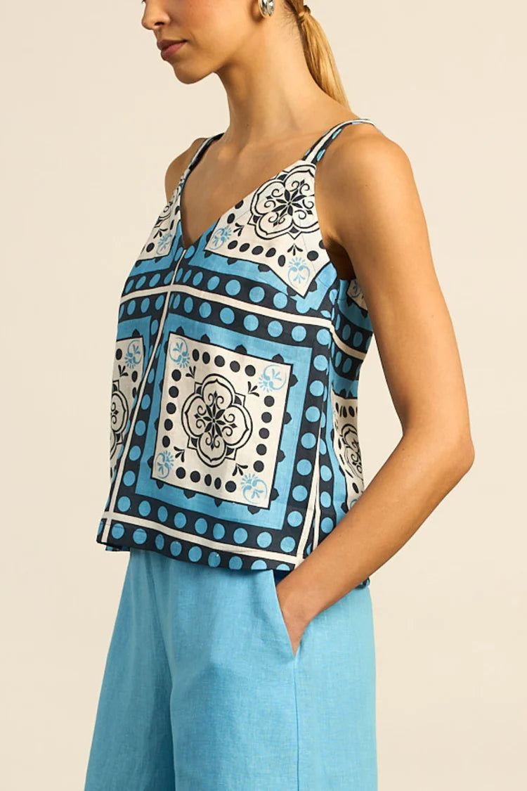 Zoe Kratzman - Memo Top | Bay Scarf