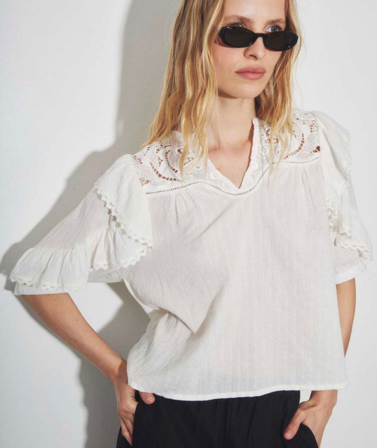 Louizon - Ogu Blouse | Ecru