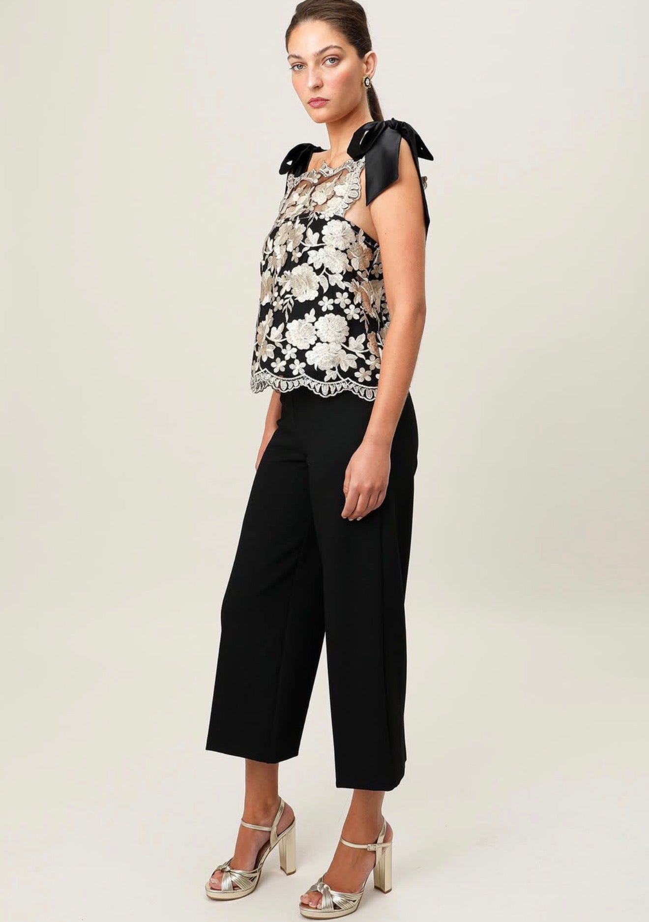 Realm Origin - Saint Ray Lace Top