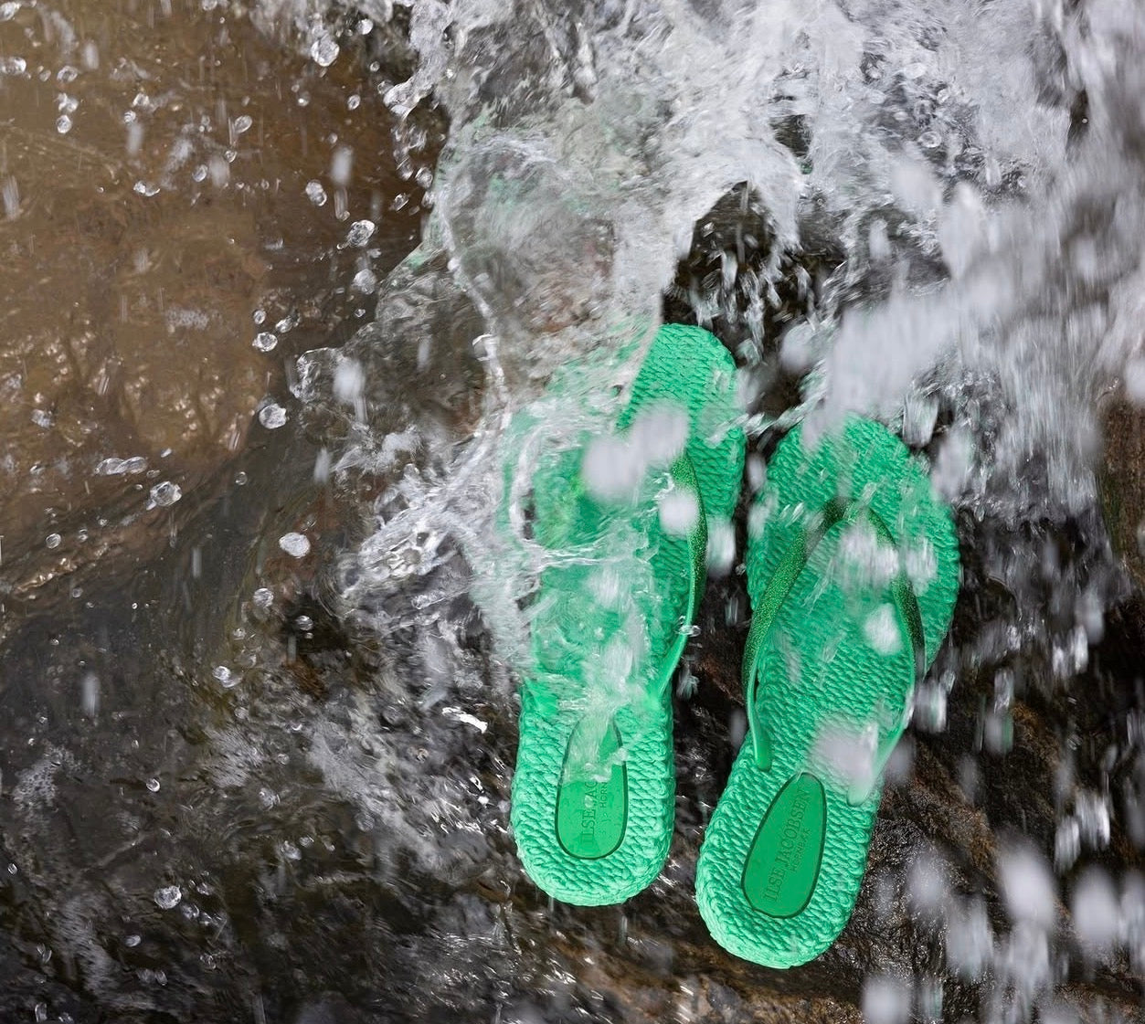 Ilse Jacobsen - Cheerful Glitter Thongs | Northern Green