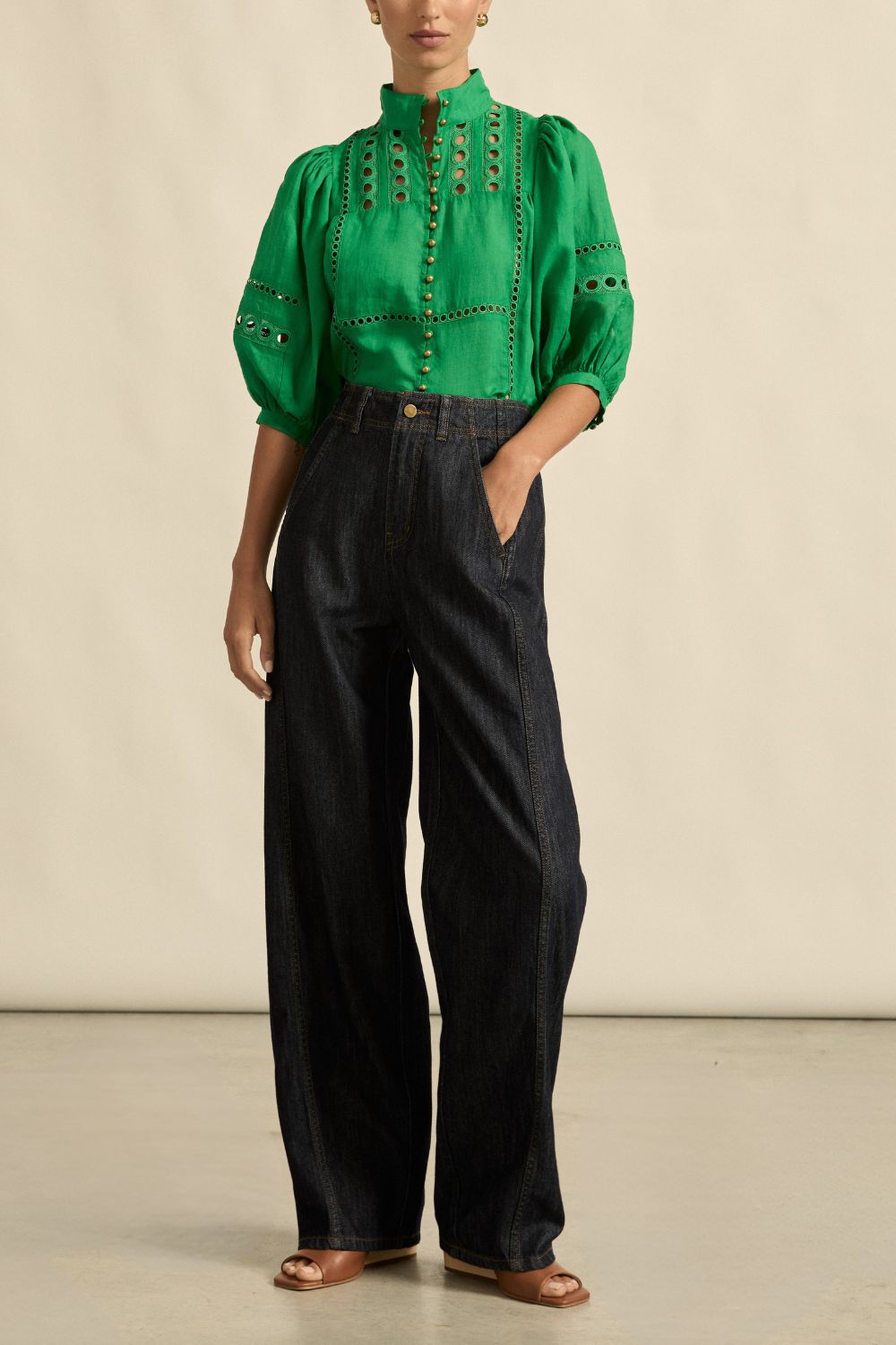 Zoe Kratzmann - Cabaret Top | Parrot