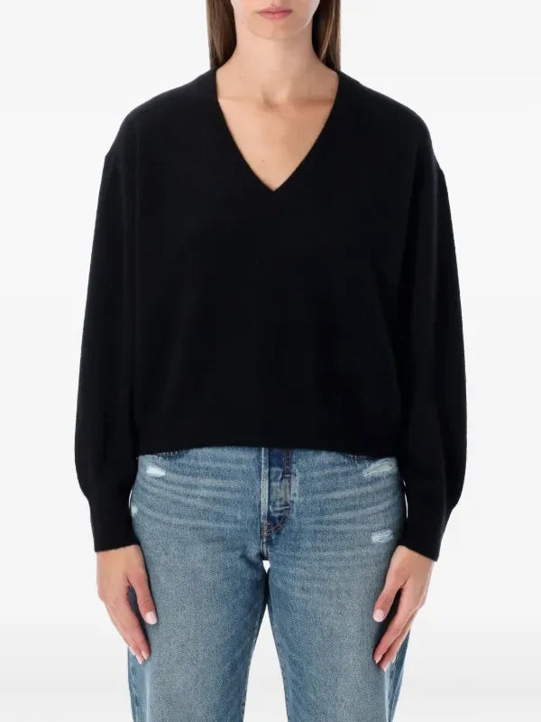 American Vintage Raxow 18 V-neck black sweater, showcasing the soft knit fabric and classic fit on a neutral background.