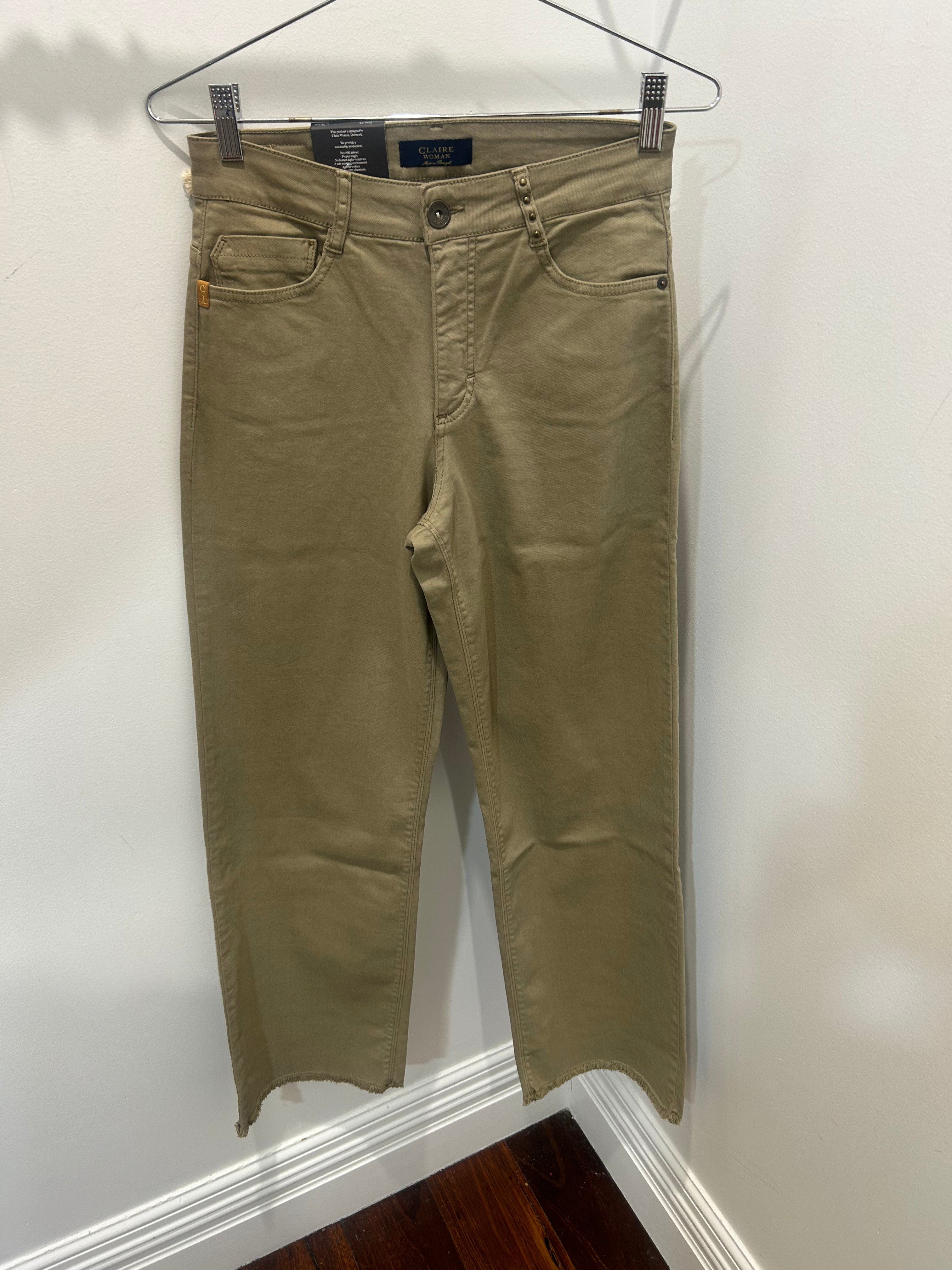 Claire Woman -  Janaya Jean | Tan
