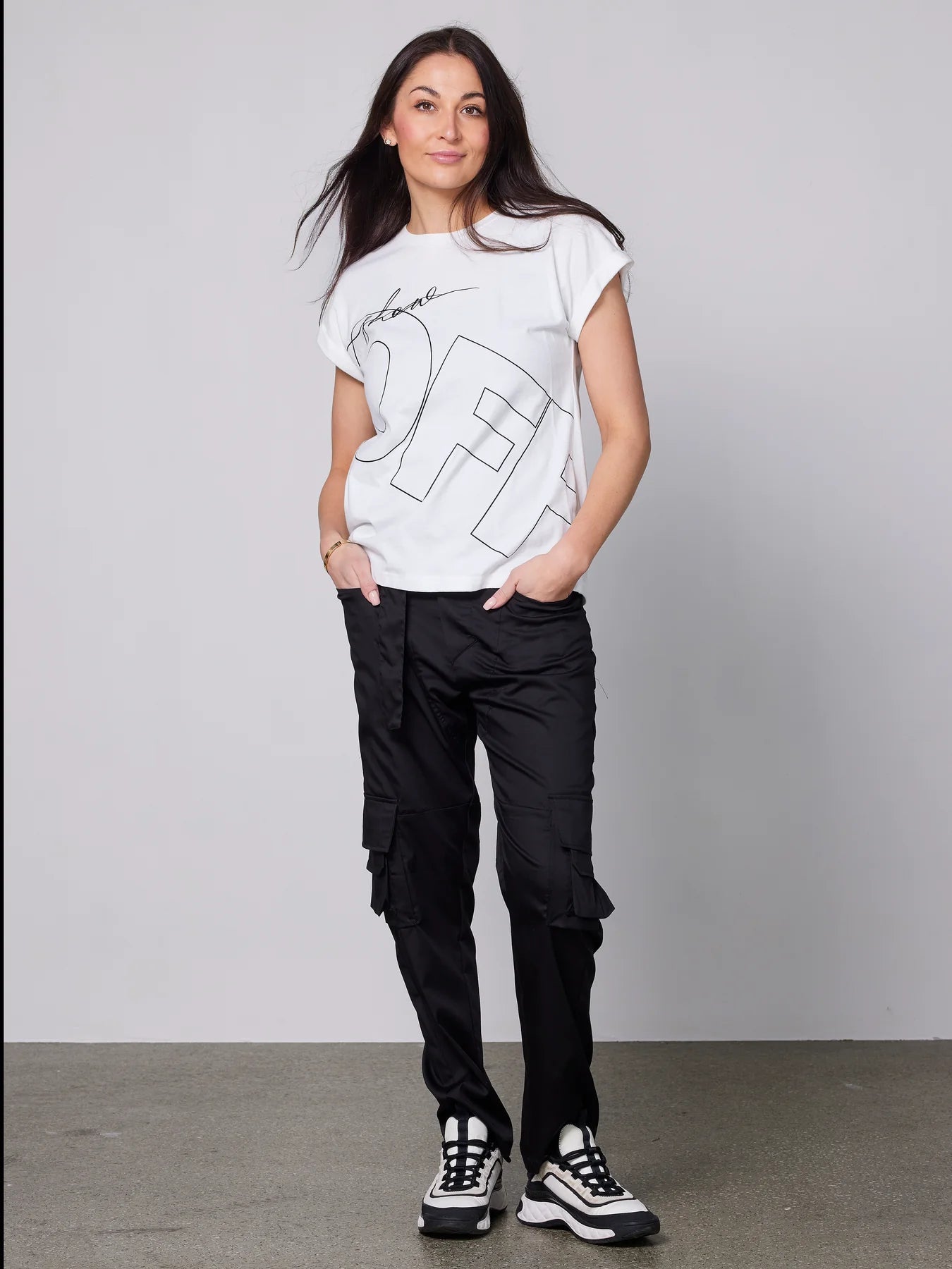 Nu Denmark - Yanisa Tee