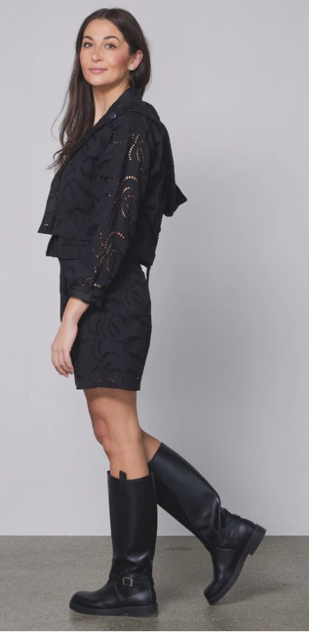Nu Denmark - Yetta Short