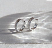 Najo - Raya Huggie Earring | Silver