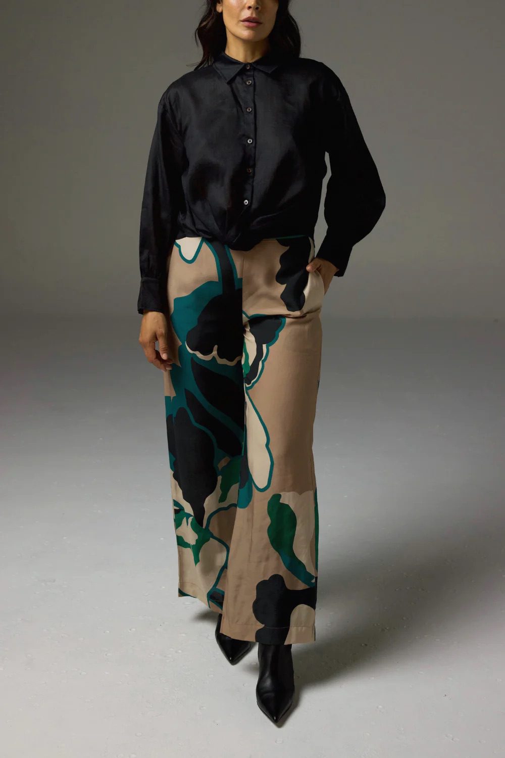Zoe Kratzmann - Sidle Top | Black
