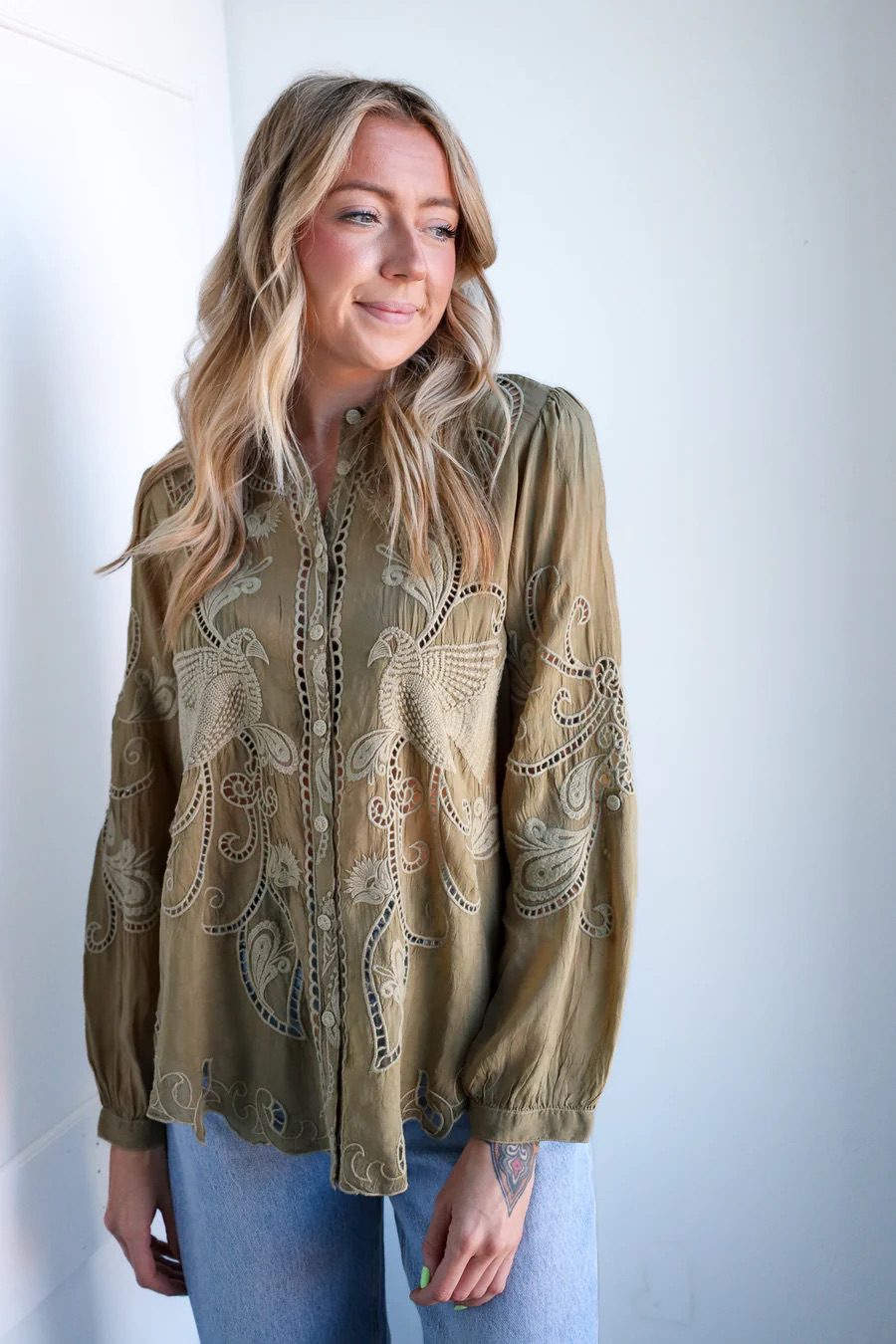 Johnny Was - Chryssie Camp Blouse | Martini Olive