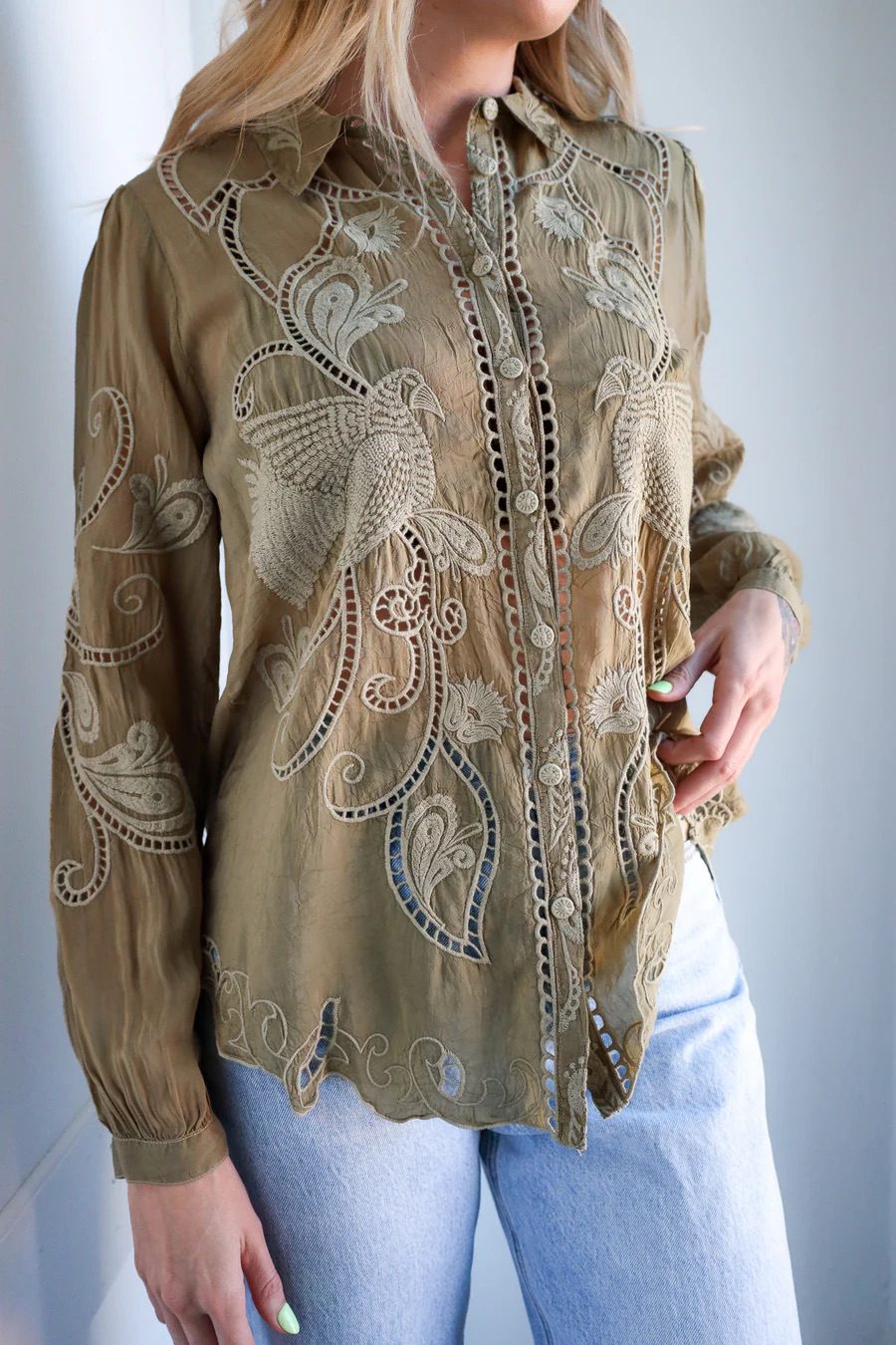 Johnny Was - Chryssie Camp Blouse | Martini Olive