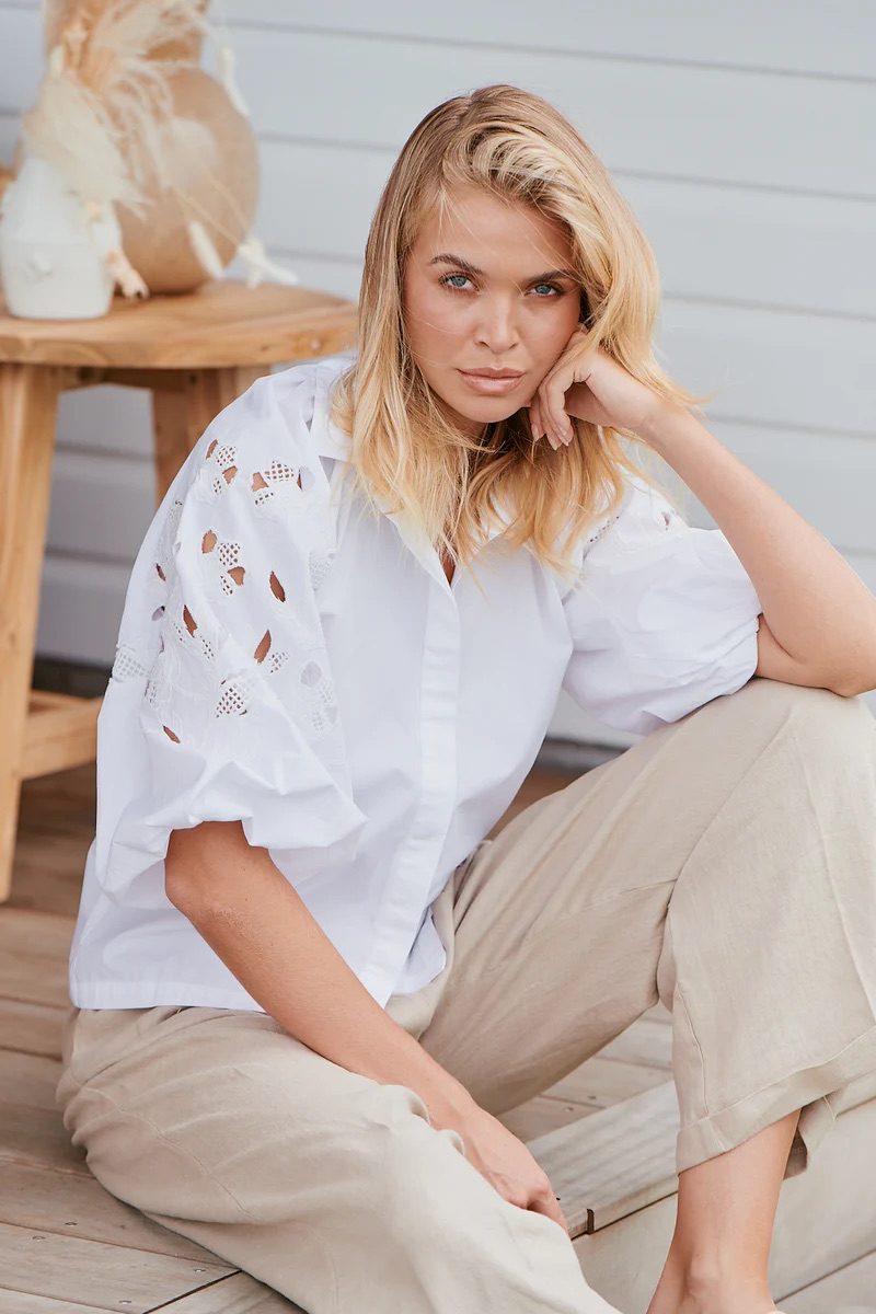 Ministry of Style - Wild Bloom Embroidery Blouse